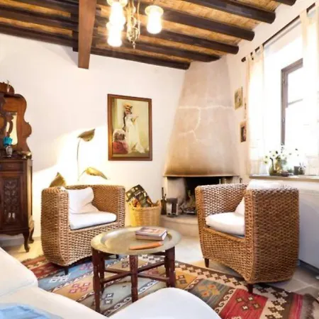 Historical House In The Old Of Сasa de vacaciones *